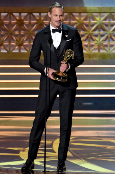 Alexander Skarsgård in Ermengildo Zegna Couture and Omega watch at Emmys 2017
